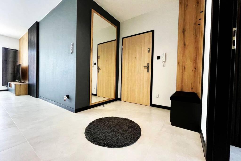 Apartament Twierdza Z Widokiem Na Jezioro 奥斯特罗达 外观 照片